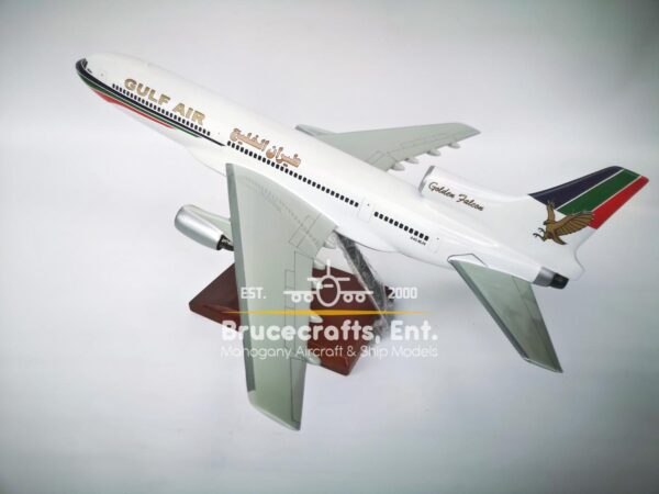 Lockheed L-1011 TriStar-200 Gulf Air with detailed craftsmanship.